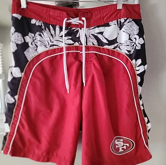 SOLD.....NFL Red Team Apparel Shorts SF 49ers Mens Size L EUC - Picture 2 of 4